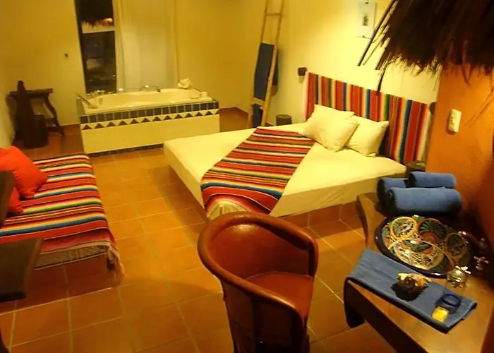 Hotel Lo Nuestro Petit Tulum