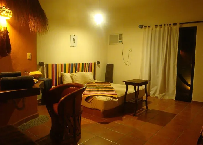 Lo Nuestro Petit Tulum