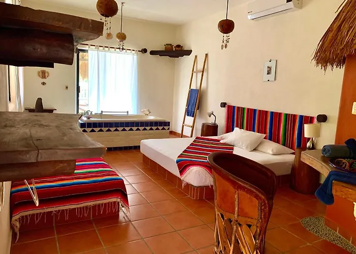 Hotel Lo Nuestro Petit Tulum