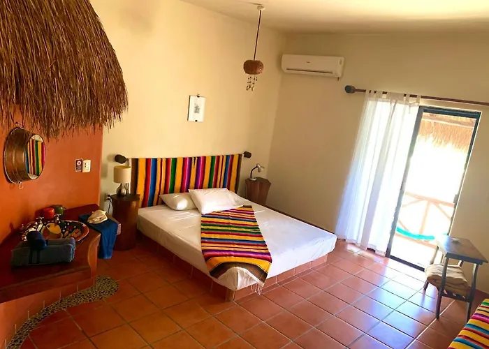 Hotel Lo Nuestro Petit