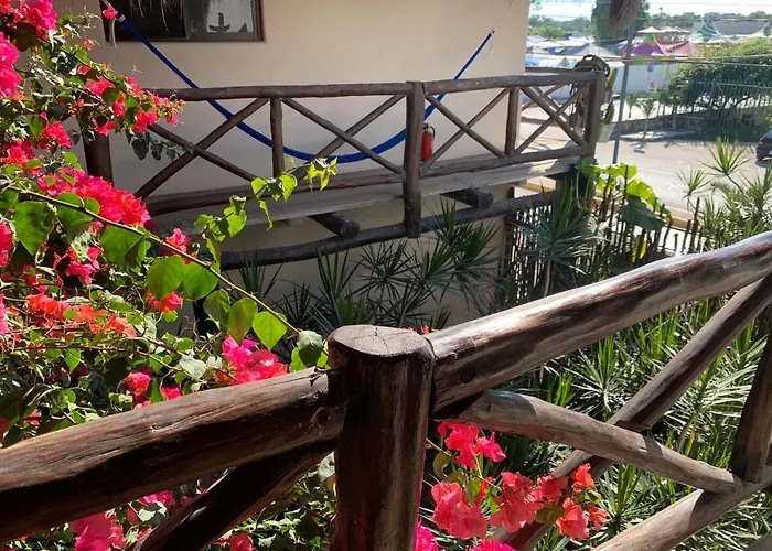 Hotel Lo Nuestro Petit